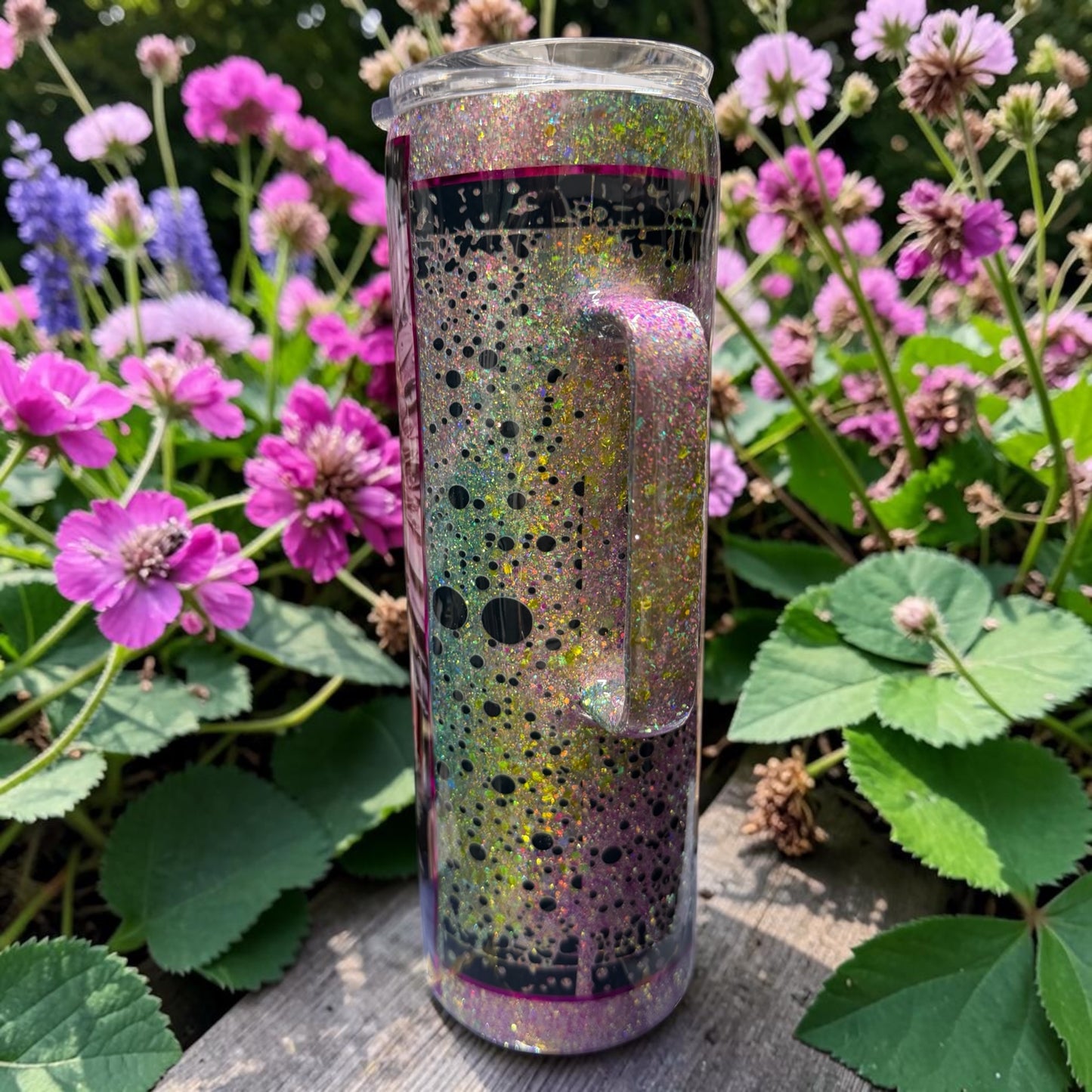 30 oz Daisies on handled tumbler