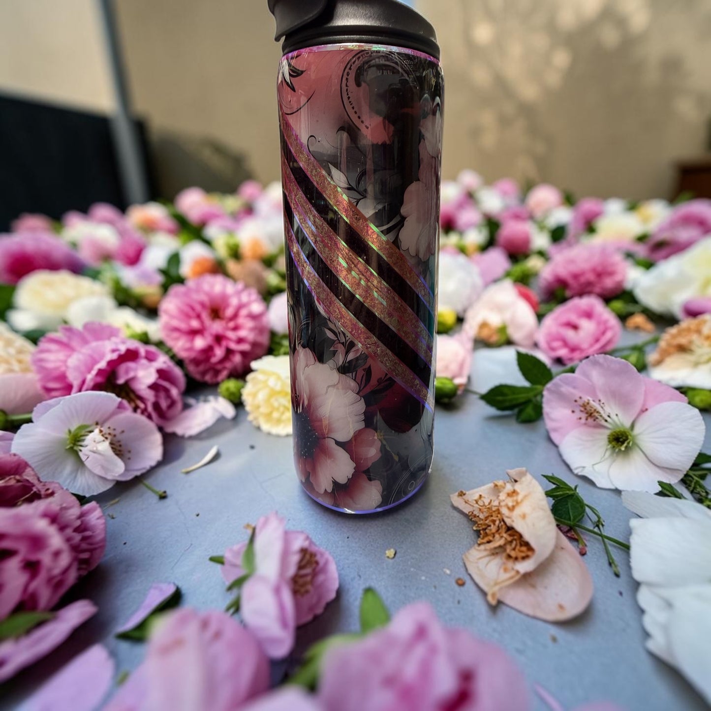 20 oz Stunning  flower tumbler