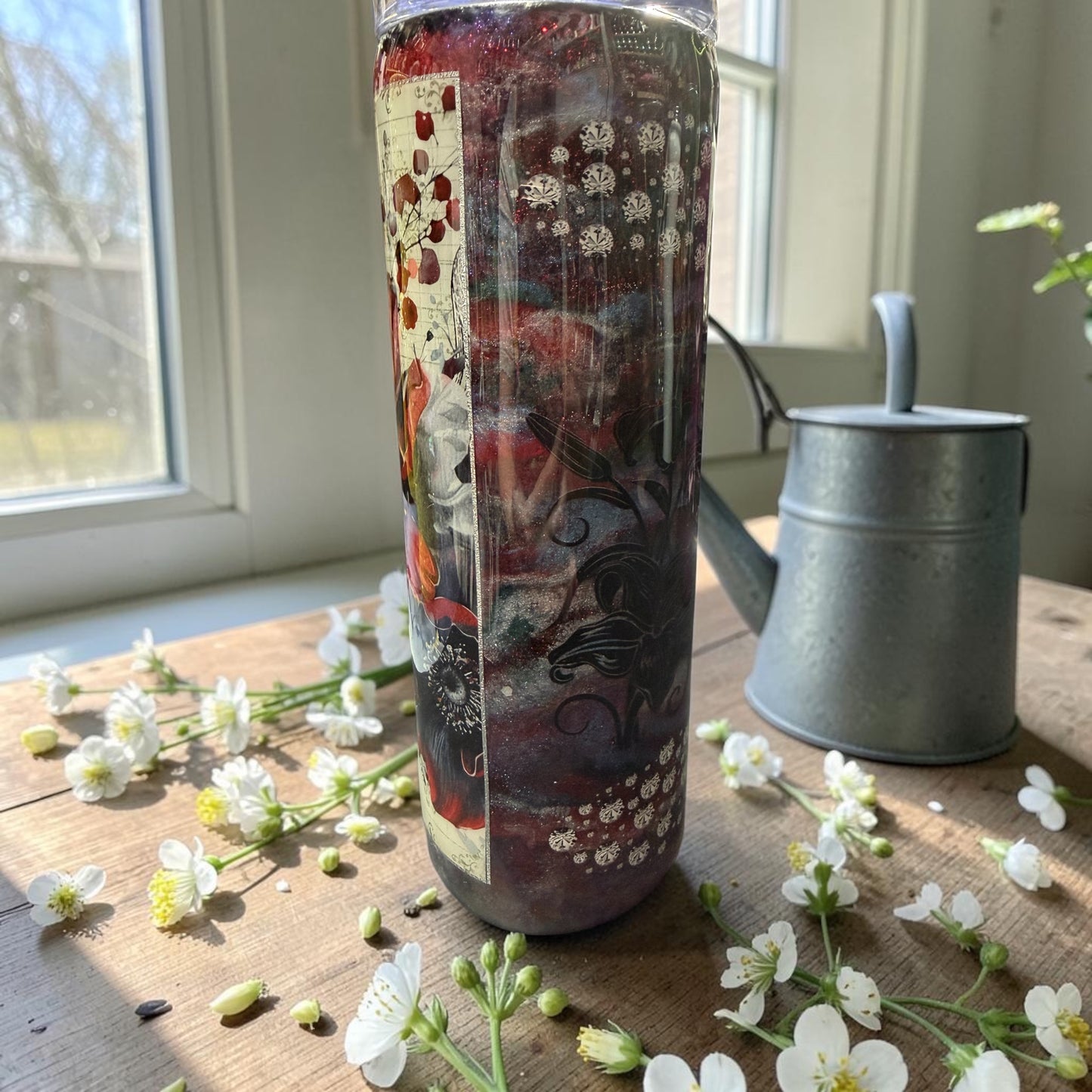 20 oz red and grey flower sunning design tumbler