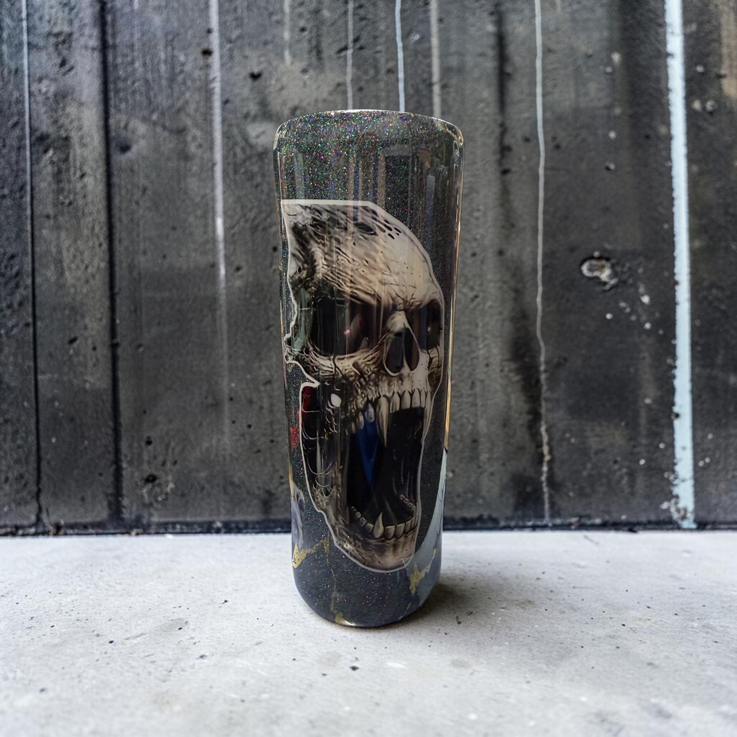 20 oz Scary skull tumbler